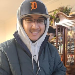 Meet your Posher, Deven